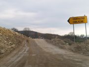 Banorët e Sumulicës dhe Bilaçit ankohen për rrugën katastrofale(FOTO)